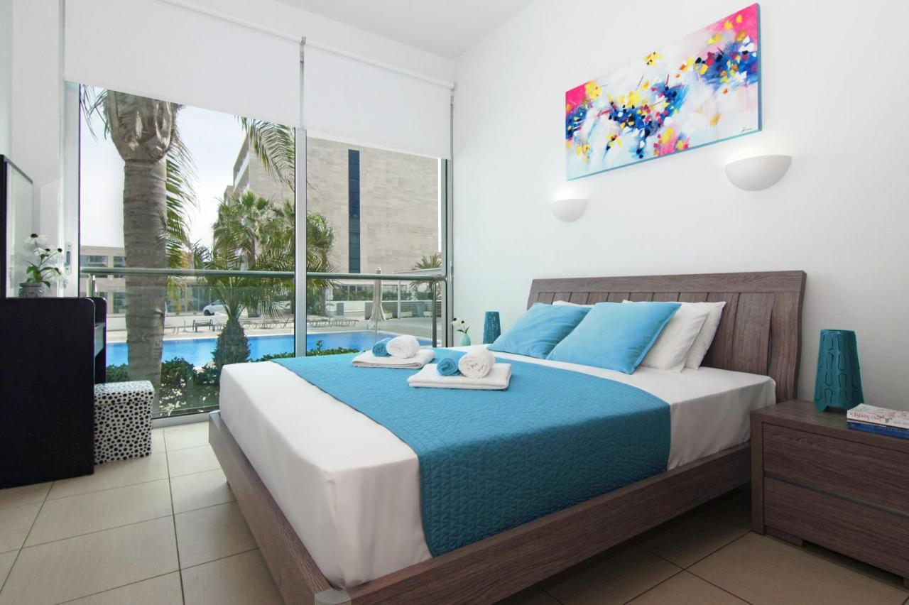Diana - Coralli Beachfront Apartment Protaras Exterior foto